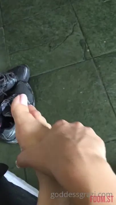 Goddess Grazi - Hi, guys.mp4