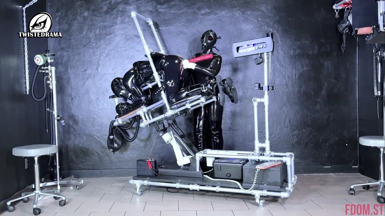 Lucie Arztin - Hands free orgasm on Robofuck.mp4